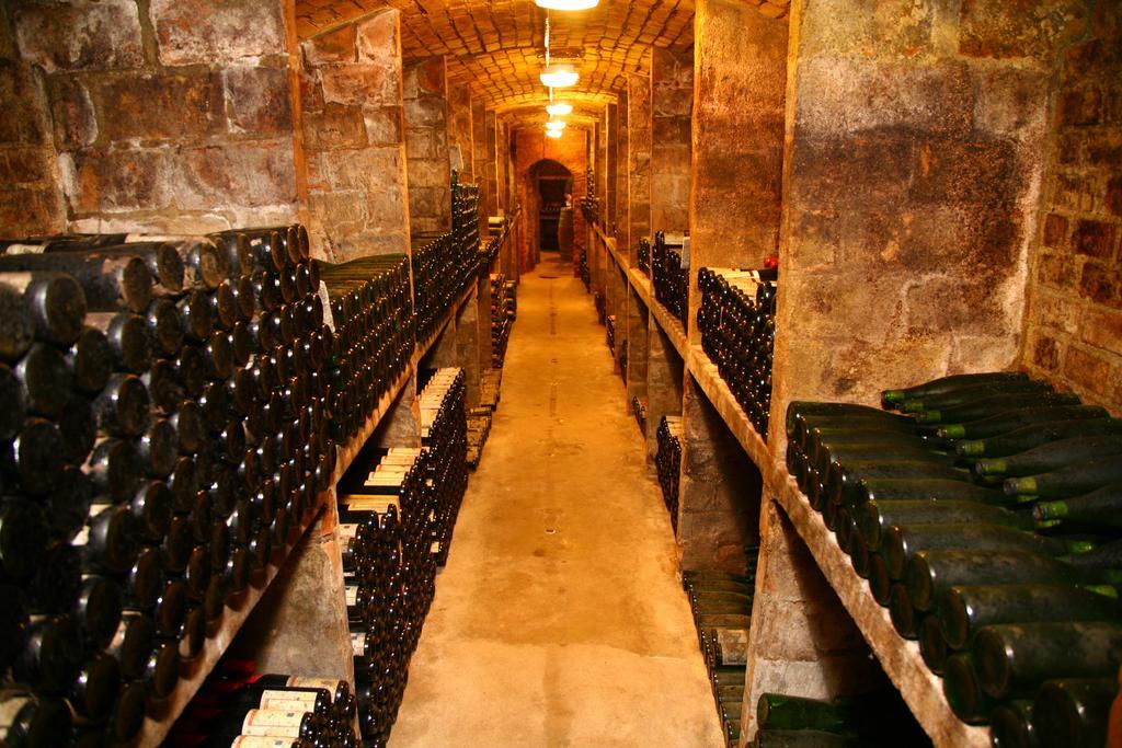 נאומבורג Ferienwohnung Weingut Kloster Pforta חדר תמונה