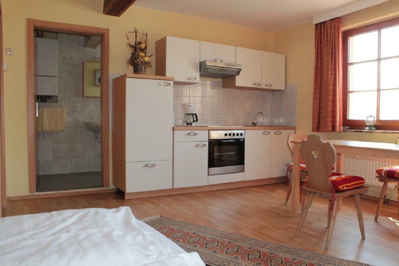 נאומבורג Ferienwohnung Weingut Kloster Pforta מראה חיצוני תמונה