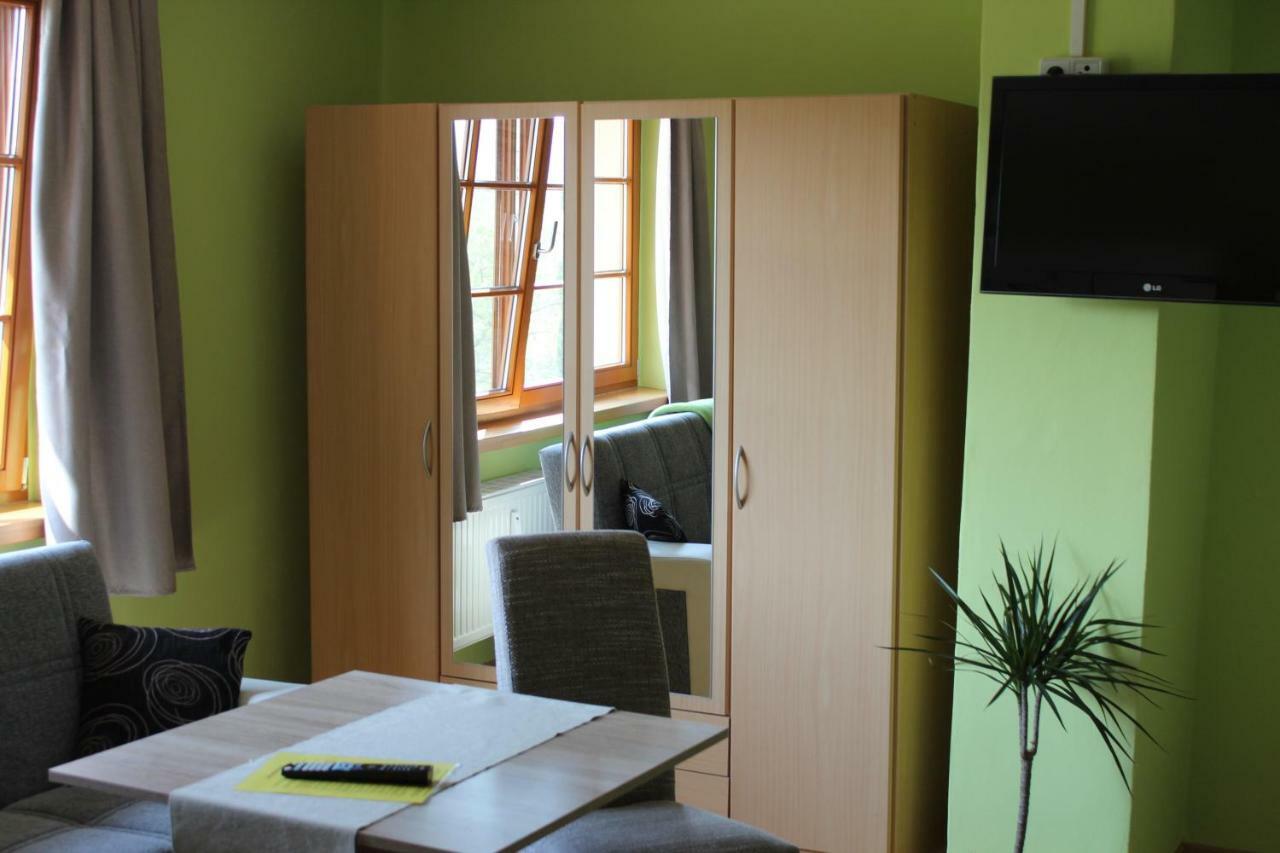 נאומבורג Ferienwohnung Weingut Kloster Pforta מראה חיצוני תמונה